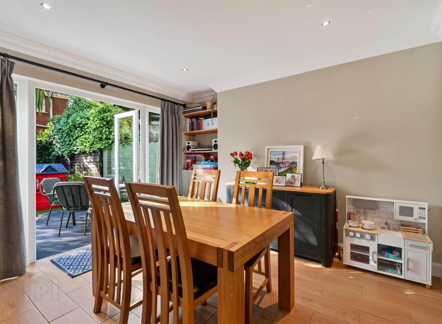 46 Greystown Avenue, Belfast, BT9 6UJ