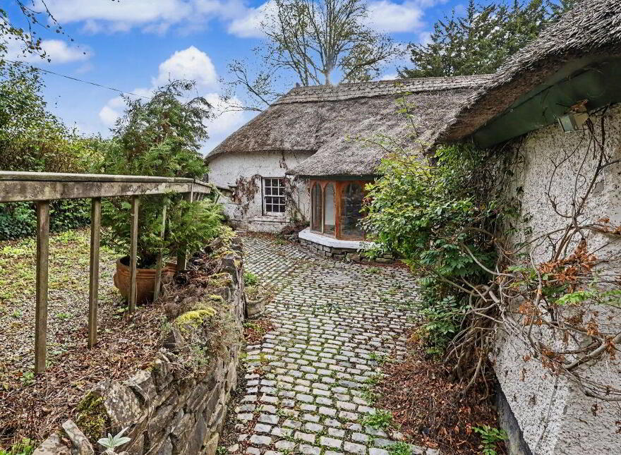 Thatch Cottage, Riverstown, Rathfeigh, Navan, C15E3Y1