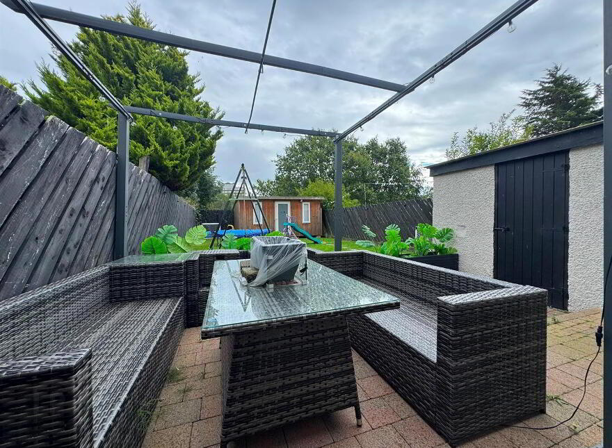 82 Carmeen Drive, Rathcoole, Newtownabbey, BT37 9DL
