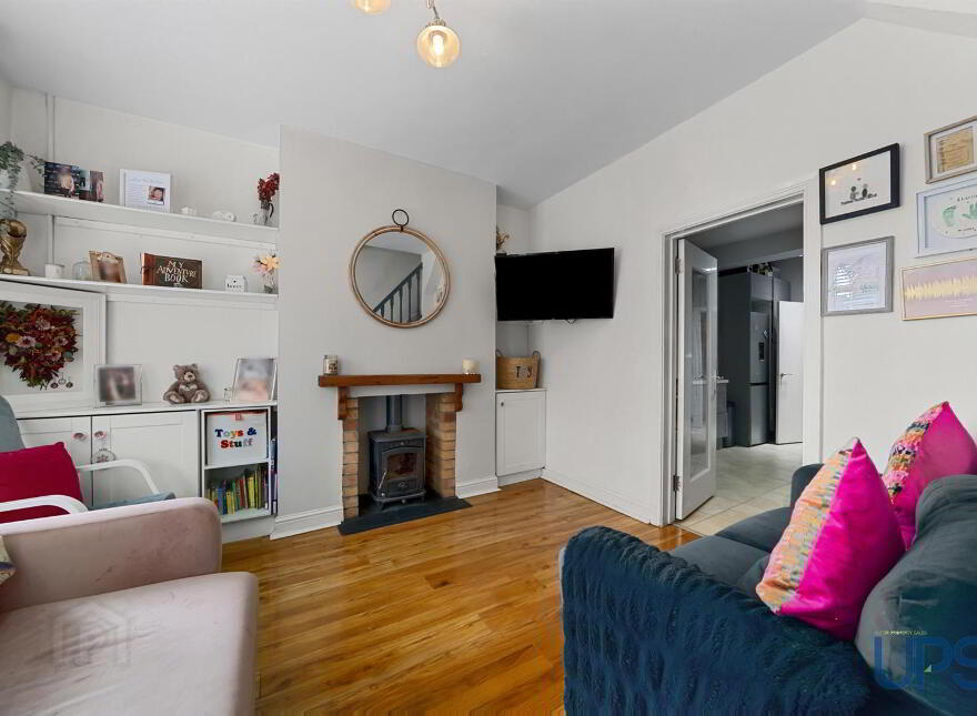 7 Upton Cottages, Glen Road, Belfast, BT11 8AH