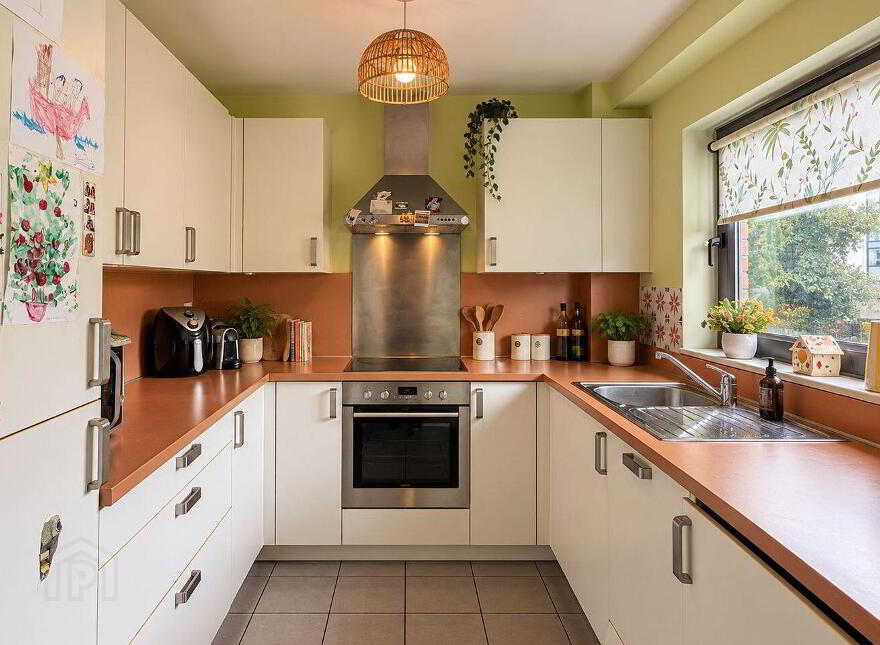 Apartment 105 Block A The Park, Clon Brugh, Stepaside, Stepaside, D18DX02