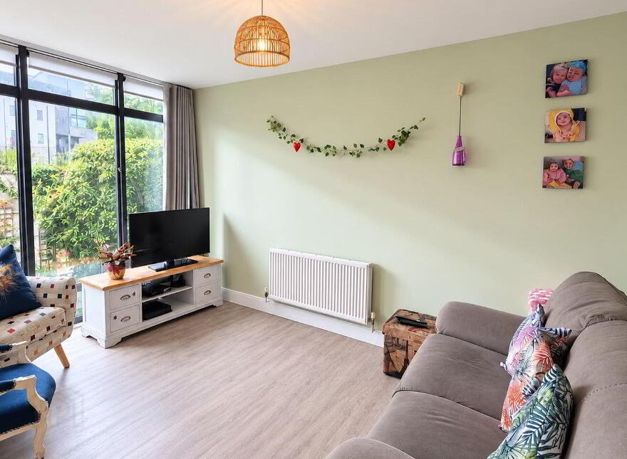 Apartment 105 Block A The Park, Clon Brugh, Stepaside, Stepaside, D18DX02