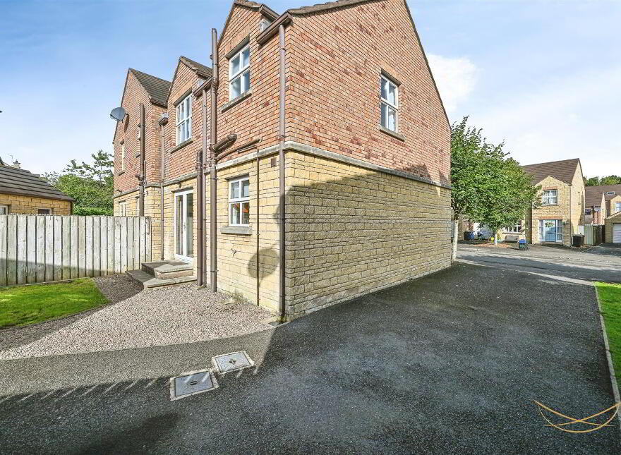 2 Alexandra Park, Muckamore, Antrim, BT41 4RD