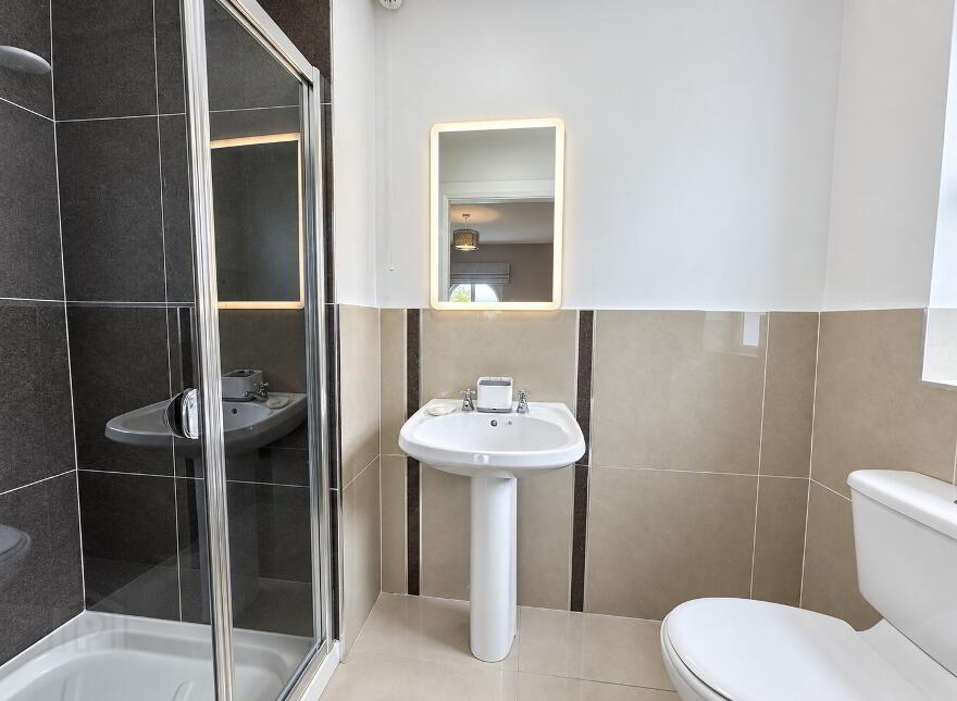 44 Hawthorn Hill, Newtowncunningham, F93DD74