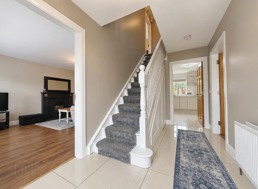 44 Hawthorn Hill, Newtowncunningham, F93DD74