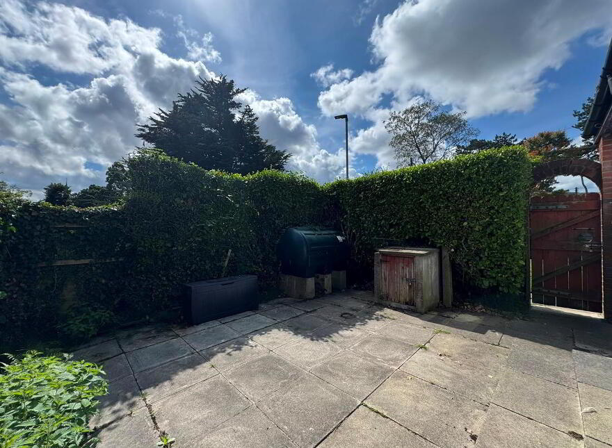 14 The Oaks, Rush Park, Newtownabbey, BT37 9QG