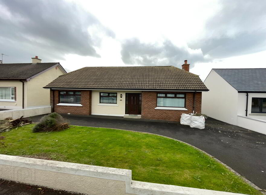 56 Station Road, Portstewart, BT55 7HQ