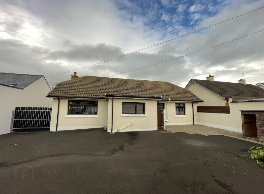 56 Station Road, Portstewart, BT55 7HQ