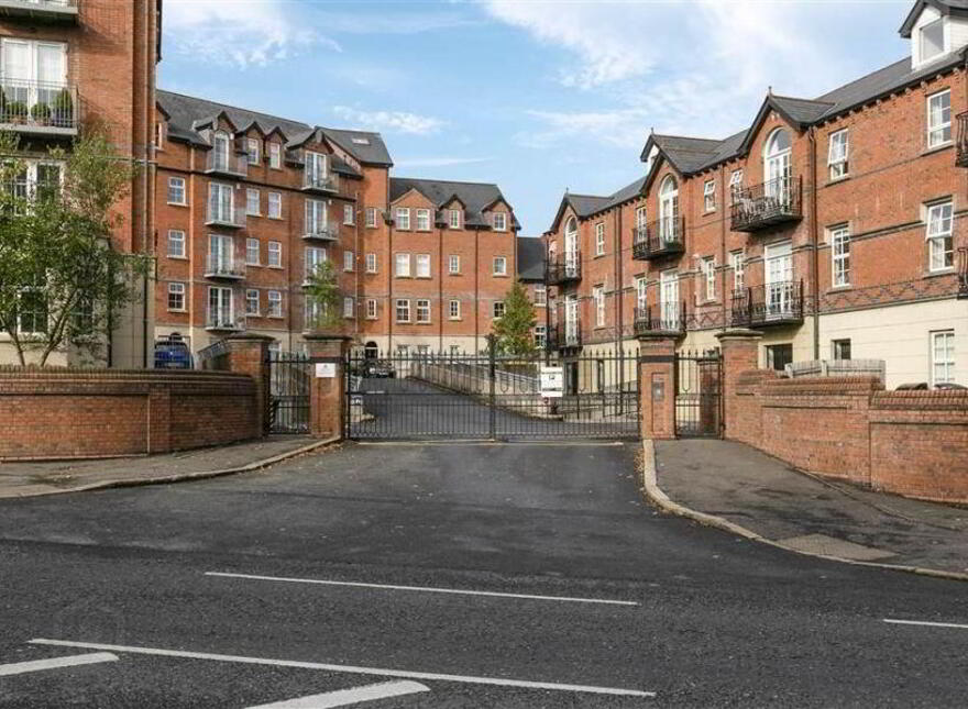 Apt 38, Bell Towers, South, Belfast, BT6 0GR