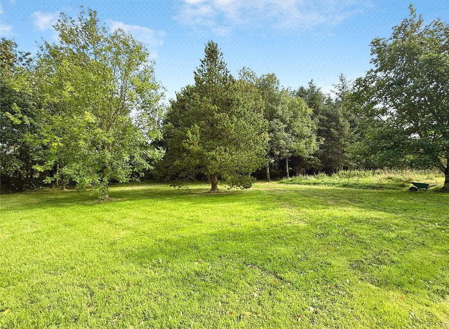 163 Legavallon Road, Dungiven, BT47 4QN