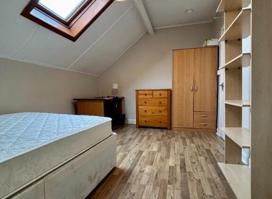 3 Lisburn Avenue, Belfast, BT9 7FX