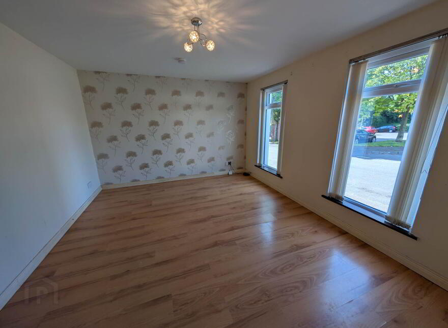 27 St John`s Place, Larne, BT40 1TB