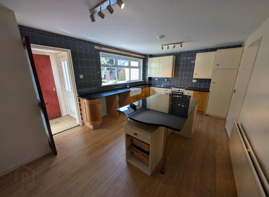 27 St John`s Place, Larne, BT40 1TB