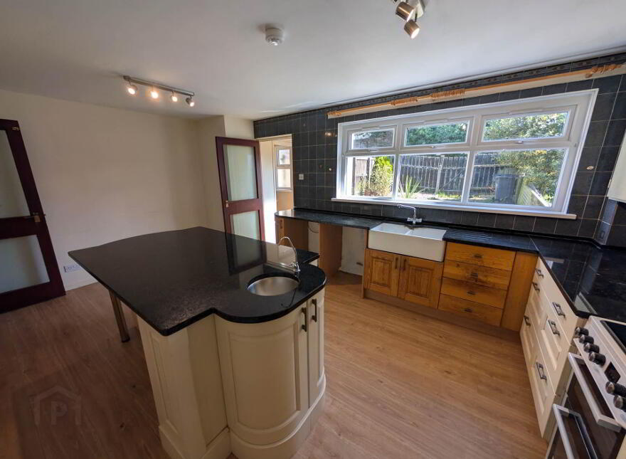 27 St John`s Place, Larne, BT40 1TB