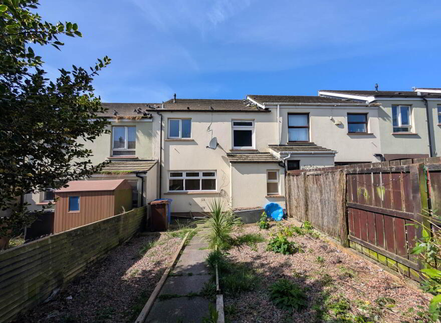27 St John`s Place, Larne, BT40 1TB