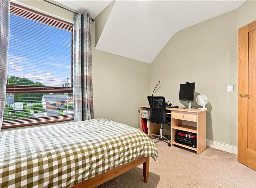1 Sentry Hollow, Ballymena, BT43 6NA