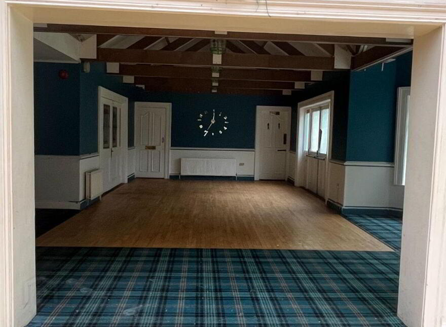 The Vintage, Moydow, N39Y6W7