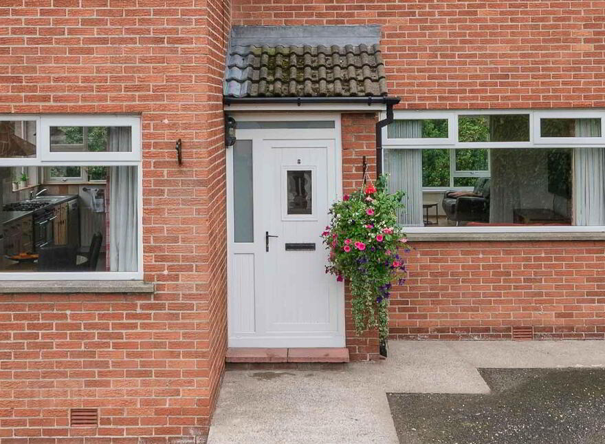 8 Martindale, Bangor, BT20 3QP