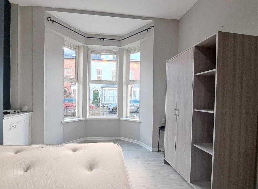 Room 1, 13 Lothair Avenue, Belfast, BT15 2HU