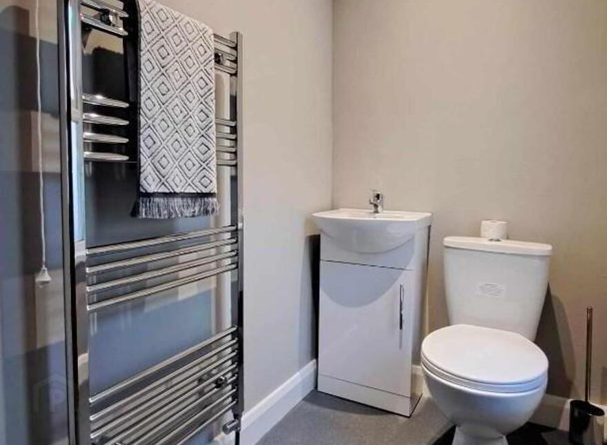 Room 1, 13 Lothair Avenue, Belfast, BT15 2HU