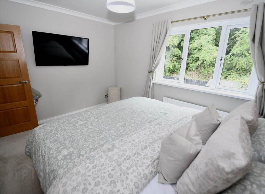 42 Glen River Park, Glenavy, Crumlin, BT29 4FX