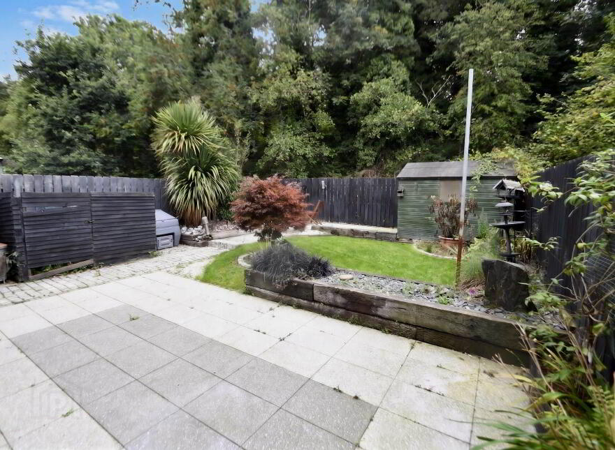 42 Glen River Park, Glenavy, Crumlin, BT29 4FX