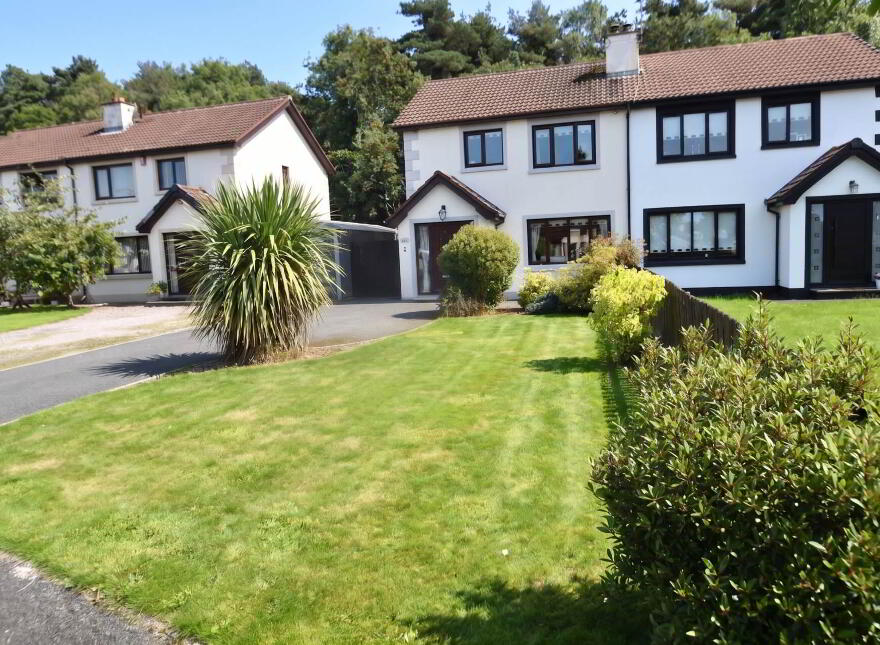 42 Glen River Park, Glenavy, Crumlin, BT29 4FX