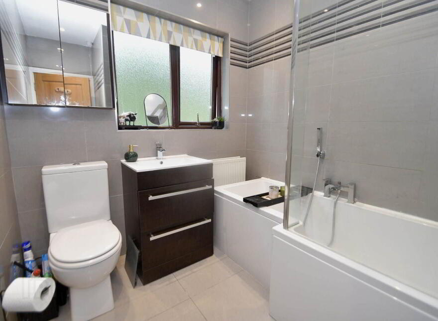 42 Glen River Park, Glenavy, Crumlin, BT29 4FX