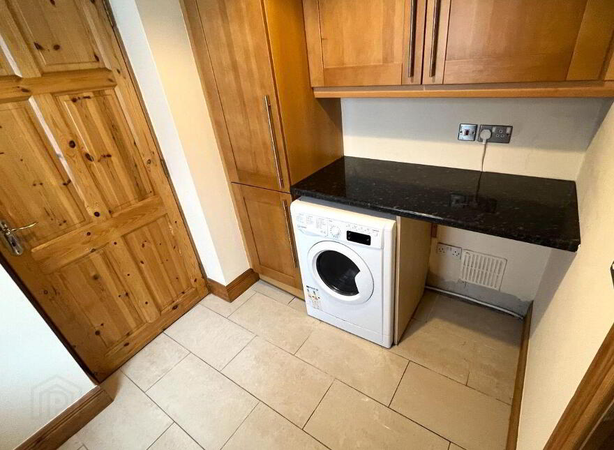 48 Glencarra, Knock, F12PT97