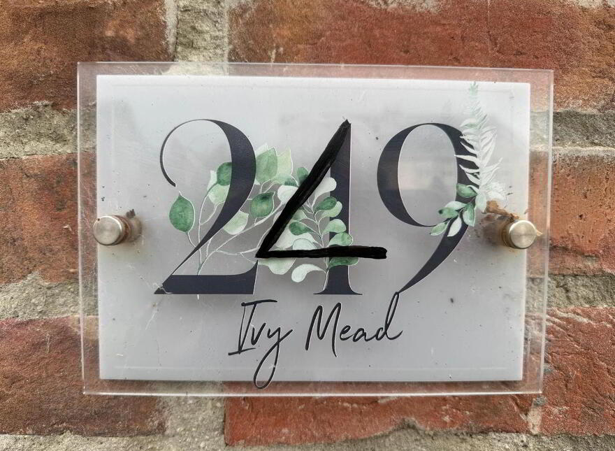 249 Ivy Mead, Waterside, L'Derry, BT47 3WZ