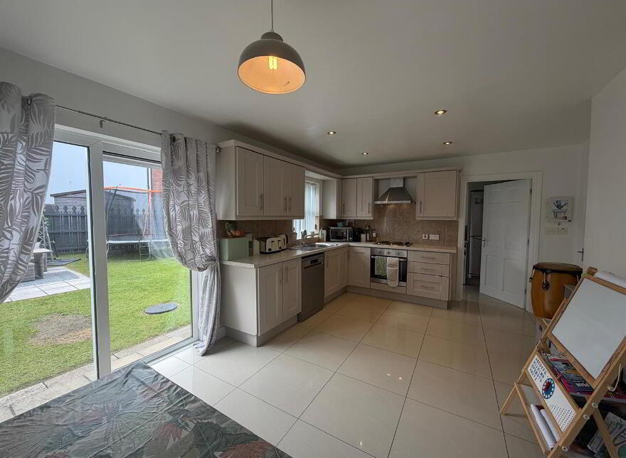 249 Ivy Mead, Waterside, L'Derry, BT47 3WZ