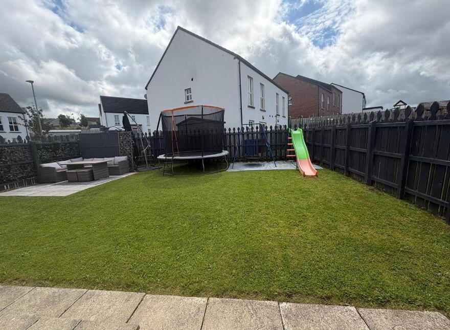 249 Ivy Mead, Waterside, L'Derry, BT47 3WZ