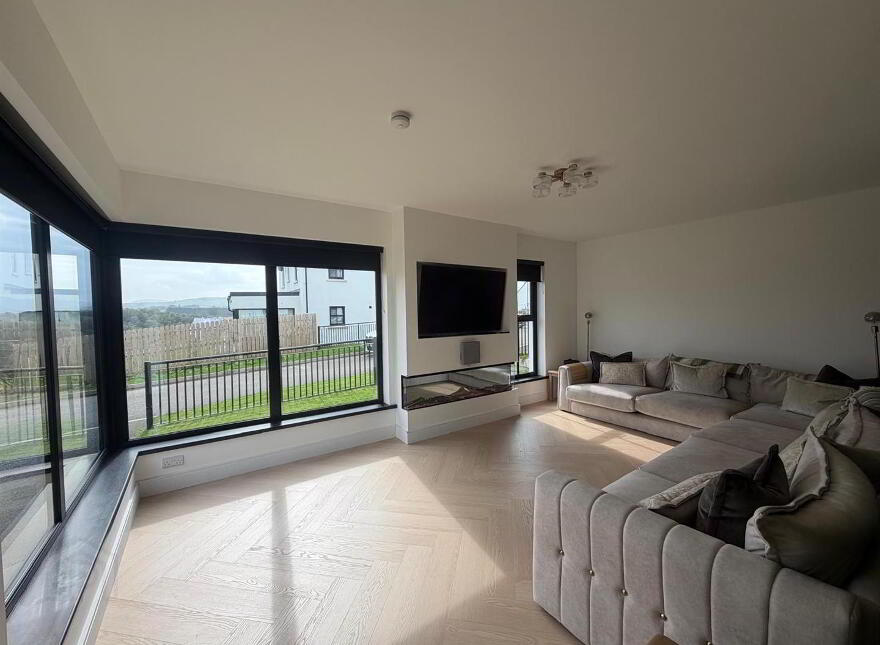 39 Cumber View, Claudy, L'Derry, BT47 4FG