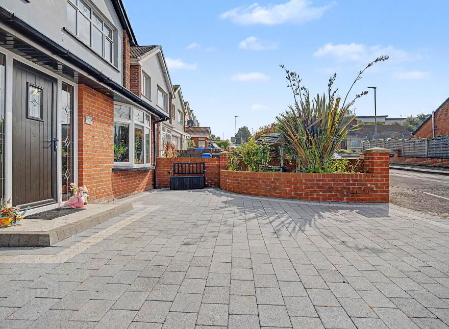 21 Kimberley Hill, Lisnagelvin, Derry, BT47 5QL