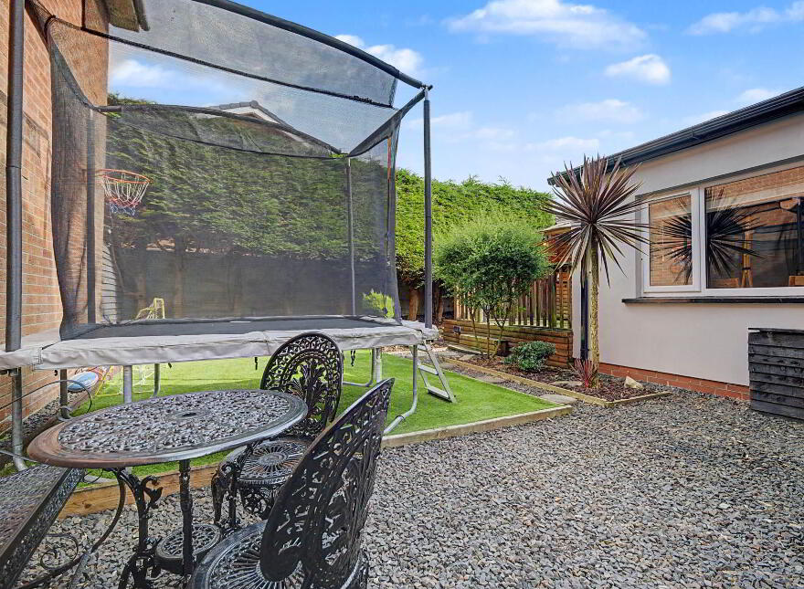 21 Kimberley Hill, Lisnagelvin, Derry, BT47 5QL