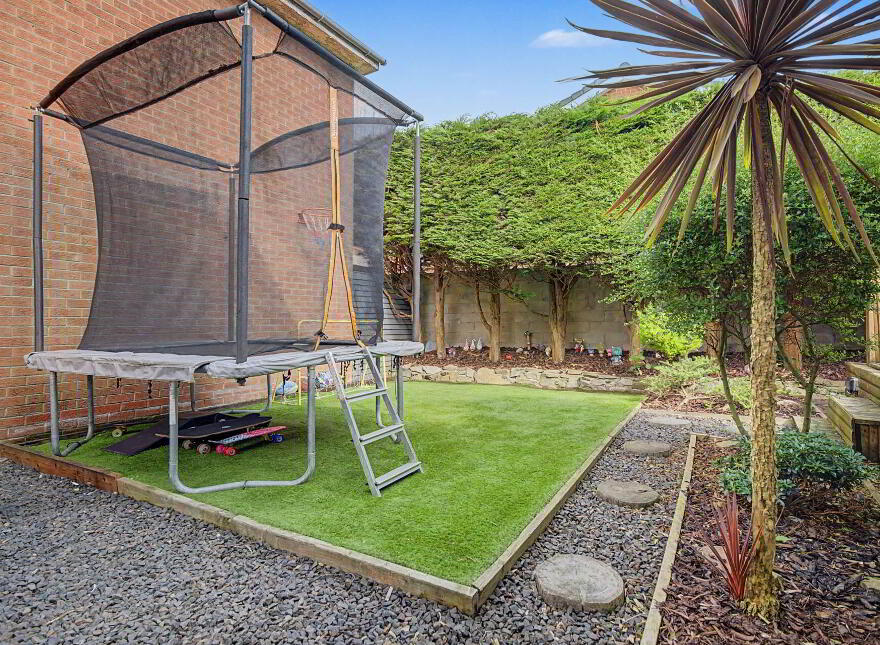 21 Kimberley Hill, Lisnagelvin, Derry, BT47 5QL