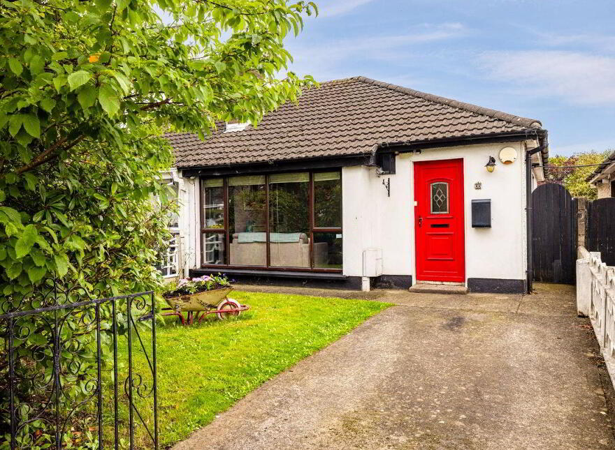 85 Cherry Garth, Swords, K67K6X5