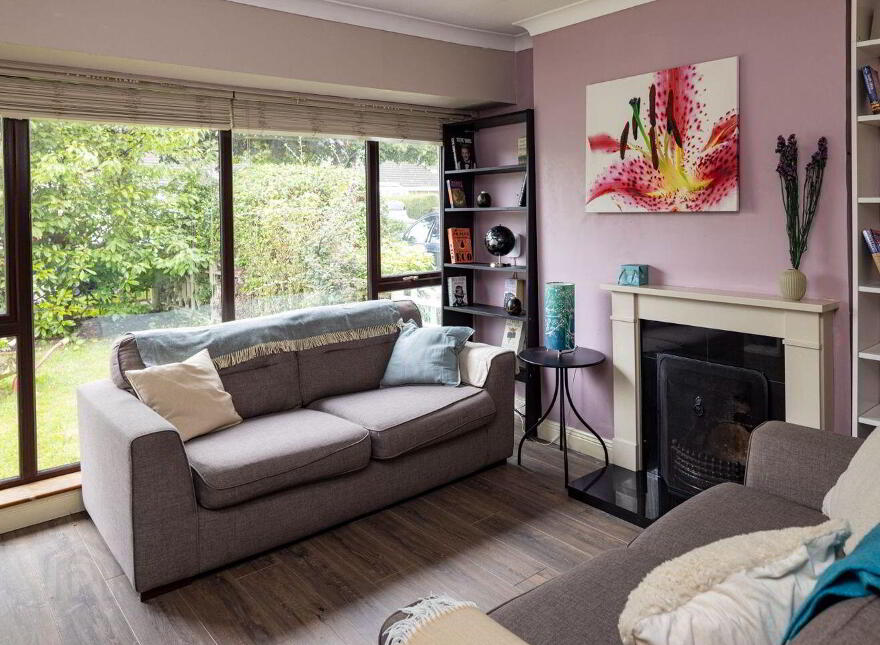 85 Cherry Garth, Swords, K67K6X5