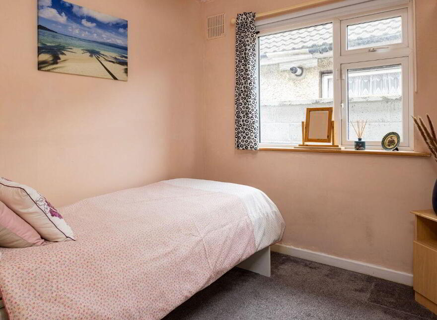 85 Cherry Garth, Swords, K67K6X5