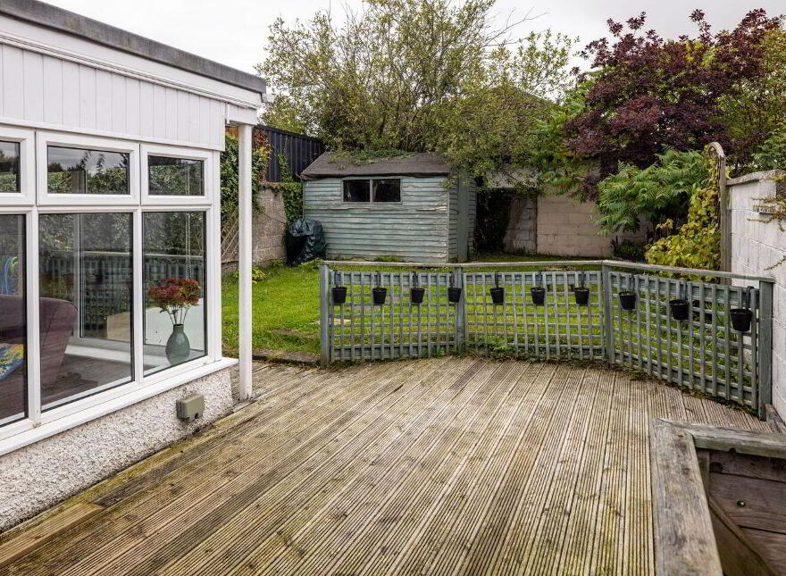 85 Cherry Garth, Swords, K67K6X5
