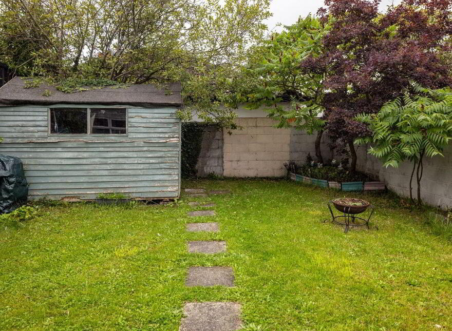 85 Cherry Garth, Swords, K67K6X5