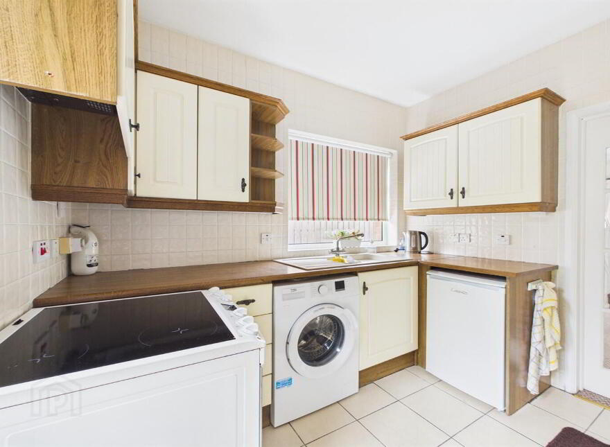 11 Tudor Avenue, Belfast, BT6 9LR