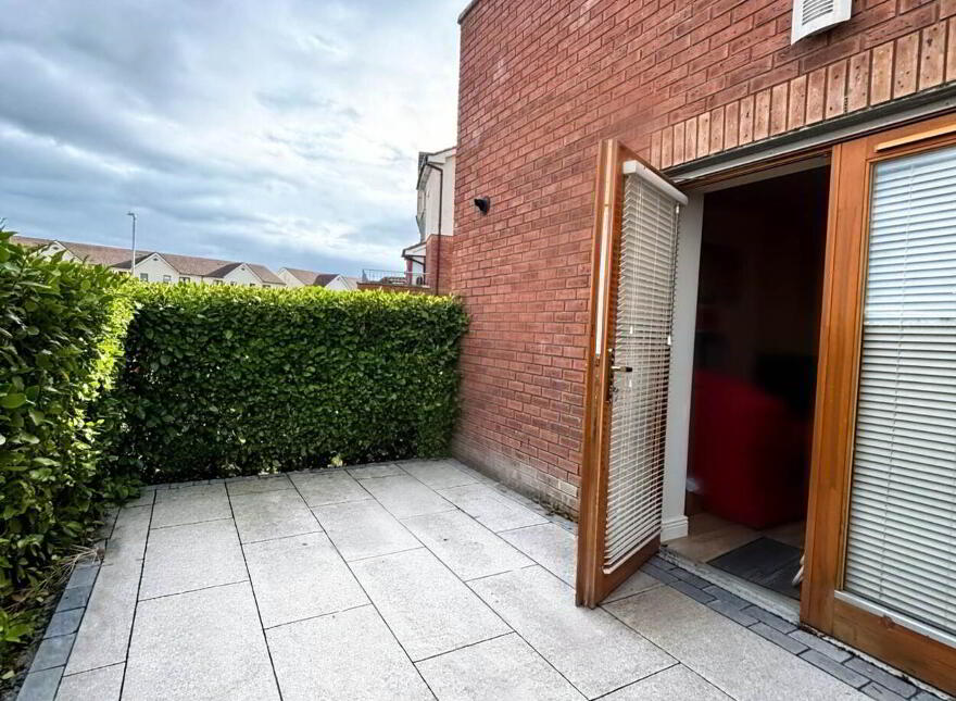 Summerseat Green, Summerseat, Clonee, D15NR2Y