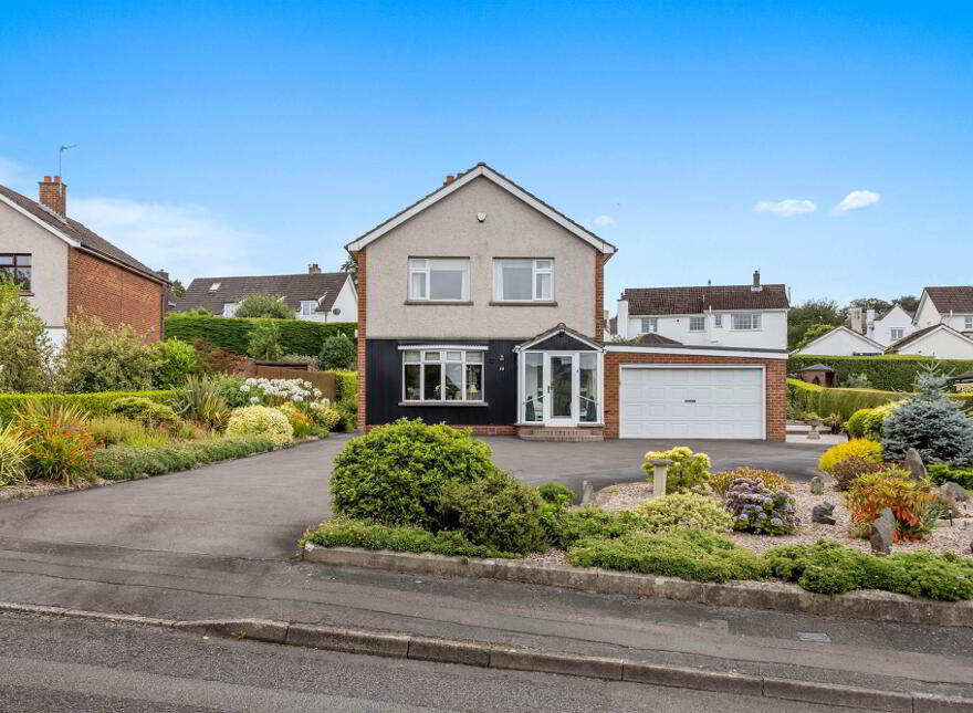 10 The Close, Holywood, BT18 0AW