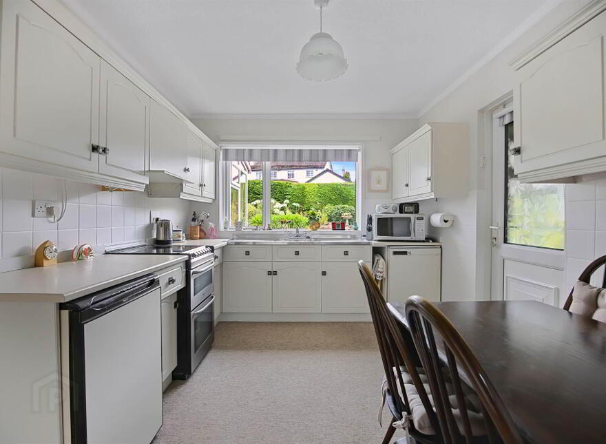 10 The Close, Holywood, BT18 0AW