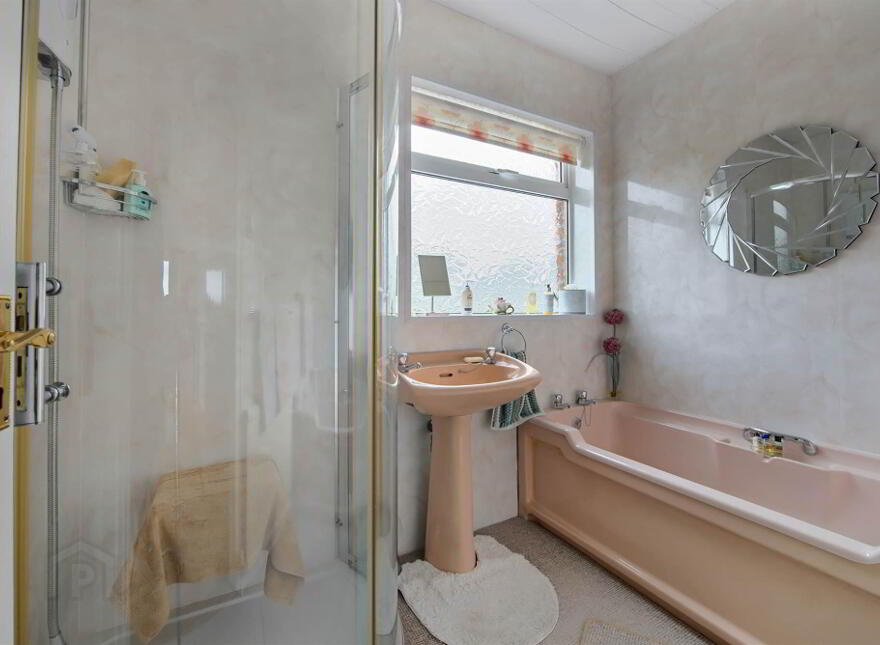 10 The Close, Holywood, BT18 0AW