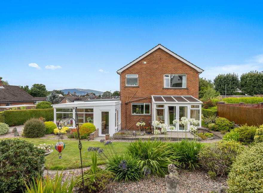 10 The Close, Holywood, BT18 0AW
