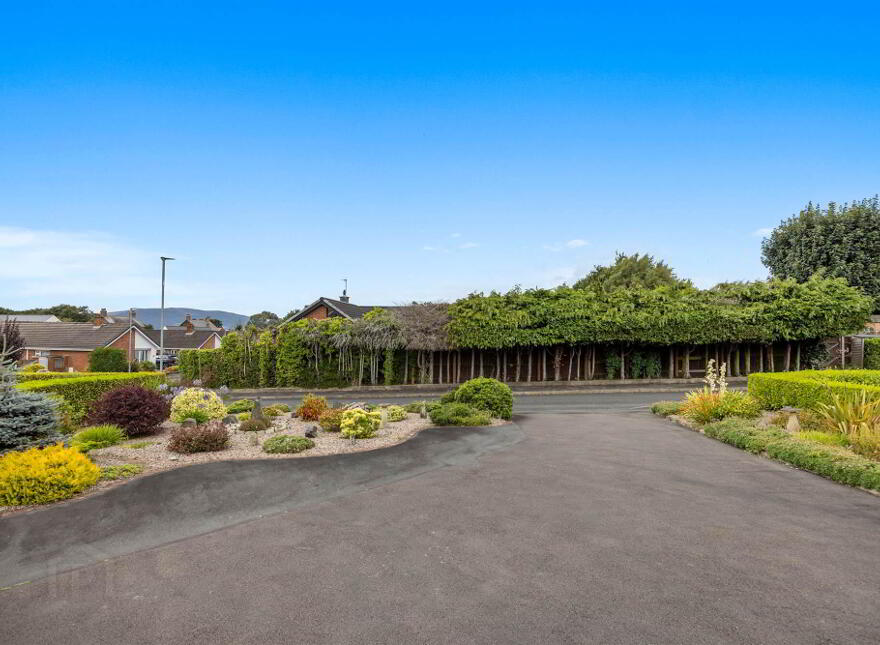 10 The Close, Holywood, BT18 0AW