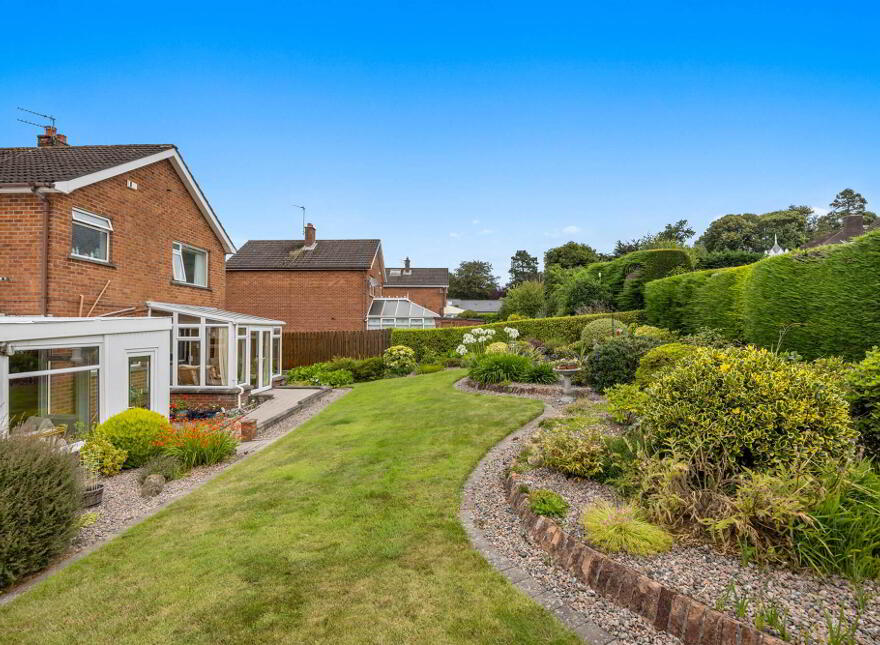 10 The Close, Holywood, BT18 0AW