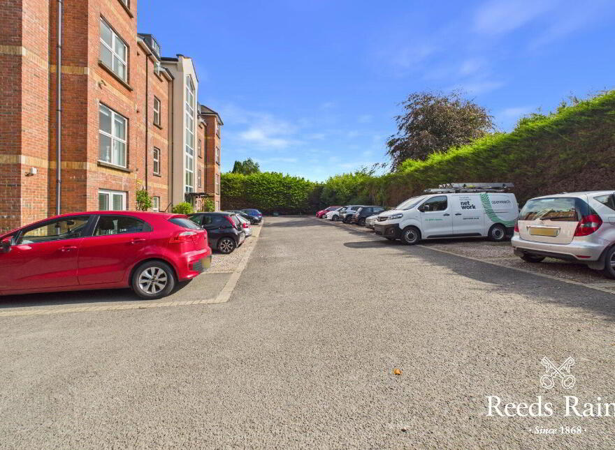 Flat 27 Grafton Court, 85 Kings Road, Belfast, BT5 7BU